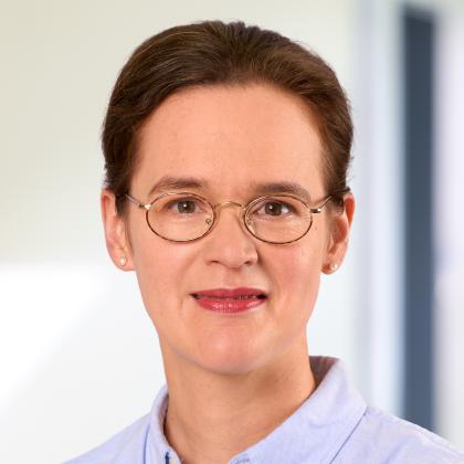 PD Dr. Dr. Christiane Theodossiou-Wegner